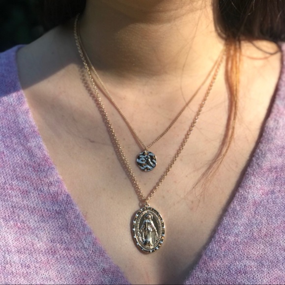 50% CLEARANCE 🎄Layered Pendant Necklace - Picture 6 of 8